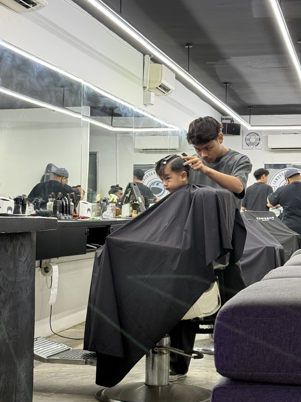 Jawdrop Barbershop Shah Alam